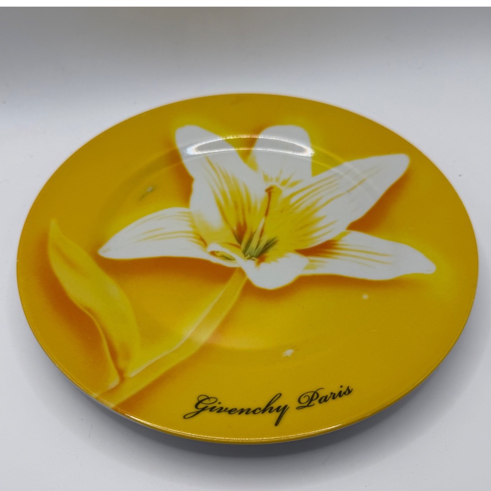 Givenchy Paris‎ Designer Yellow Floral Lily Porcelain Plate Round Dish